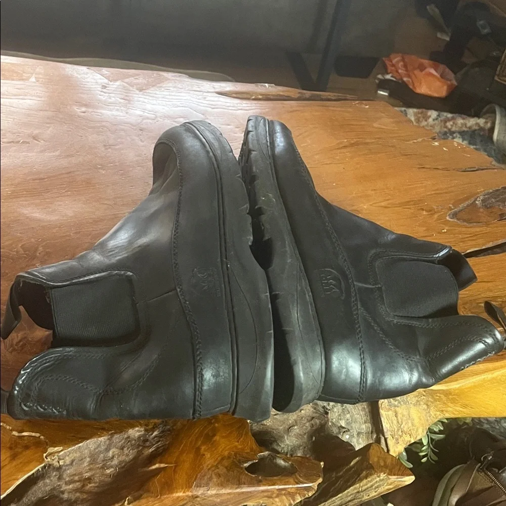 Men’s Sorel Black Leather Hood River Boots Size 10